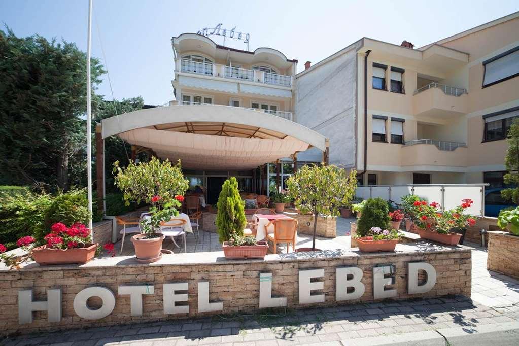 Hotel Lebed โอครีด ภายนอก รูปภาพ